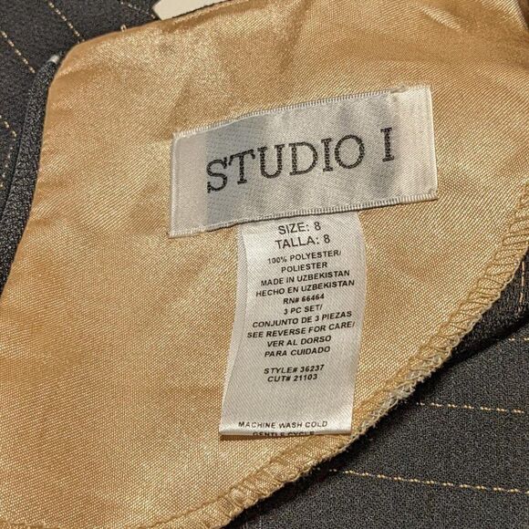🆕NWT STUDIO I BLACK & GOLD PINSTRIPED SLEEVELESS DRESS W/GOLD BELT - SIZE 8 - Picture 6 of 6